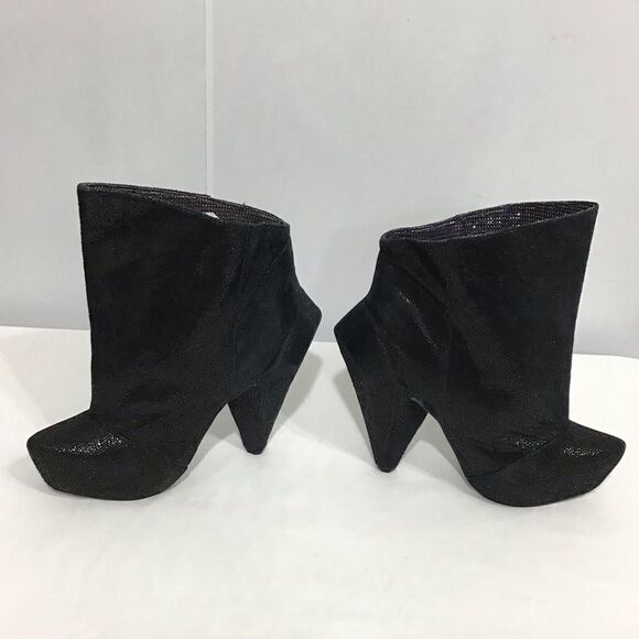 Irregular Choice Black Leather Anna Bell Trolley Chunky Heel Platform Ankle Boot - Picture 5 of 16